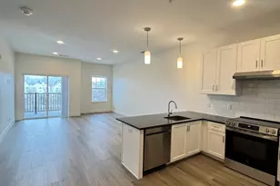 414 Berlin Tpke, Berlin, CT 06037 - Photo 2