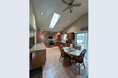 720 Circular Avenue, Hamden, CT 06514 - Photo 12