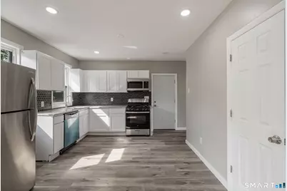 121 Hillview Avenue, Waterbury, CT 06704 - Photo 28