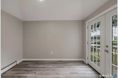 121 Hillview Avenue, Waterbury, CT 06704 - Photo 8