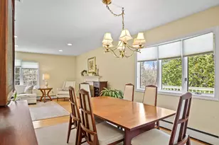 65 Tahmore Pl, Fairfield, CT 06825 - Photo 8
