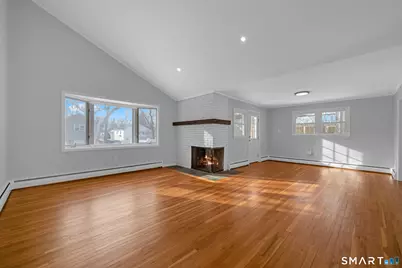 25 Hilldale Road, West Hartford, CT 06117 - Photo 4