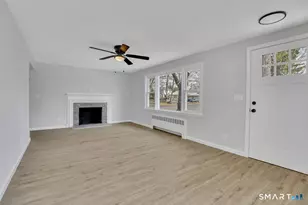 19 Songonosk St, Windsor, CT 06095 - Photo 4