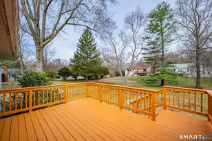 38 Portage Rd, West Hartford, CT 06117 - Photo 4