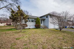 38 Portage Rd, West Hartford, CT 06117 - Photo 2