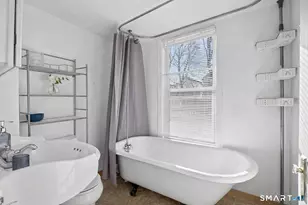 316 Wilson St, Waterbury, CT 06708 - Photo 6