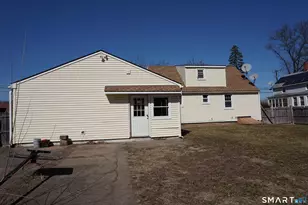 411 Tolland St, East Hartford, CT 06108 - Photo 16