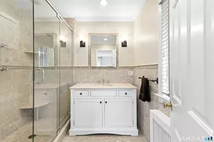 15 Queens Ln, Darien, CT 06820 - Photo 24