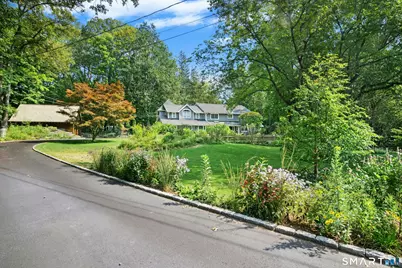 15 Queens Lane, Darien, CT 06820 - Photo 40