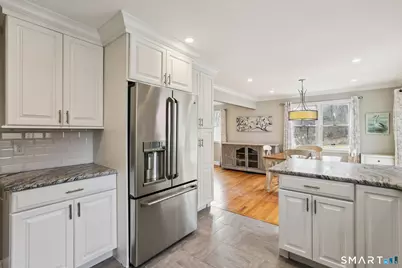 4 Candlewood Road, New Fairfield, CT 06812 - Photo 10