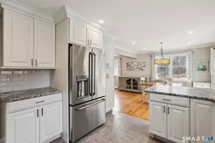 4 Candlewood Rd, New Fairfield, CT 06812 - Photo 10