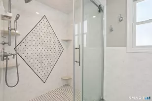 4 Candlewood Rd, New Fairfield, CT 06812 - Photo 16