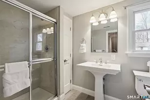 4 Candlewood Rd, New Fairfield, CT 06812 - Photo 16