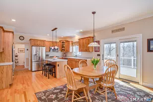 17 Weldon Woods Rd, New Fairfield, CT 06812 - Photo 8