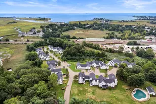 6 Rollwood Dr, Guilford, CT 06437 - Photo 4