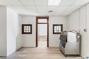 216 Crown St, New Haven, CT 06510 - Photo 24