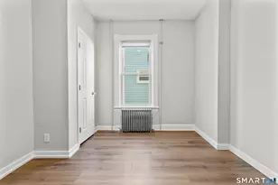 394 Gregory St, Bridgeport, CT 06604 - Photo 24