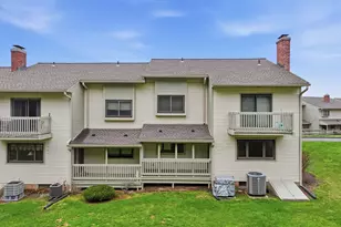 1301 Summer Hill Dr, South Windsor, CT 06074 - Photo 28