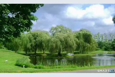 8 Blue Meadow Road, Middletown, CT 06457 - Photo 4