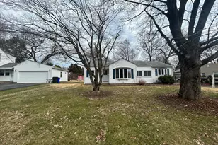 13 jubrey Ln, Windsor Locks, CT 06096 - Photo 4