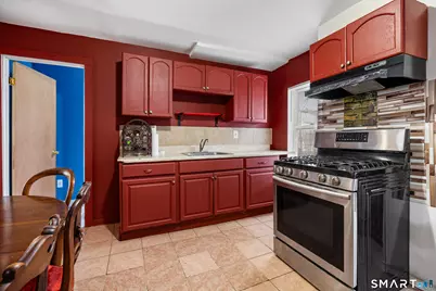 33 Martin Street, Hartford, CT 06120 - Photo 16