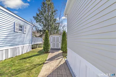 8 Woodland Park, Shelton, CT 06484 - Photo 30