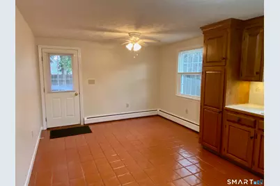 31 Gordon Avenue, Enfield, CT 06082 - Photo 6