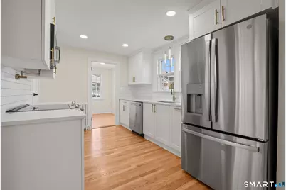 50 Harwich Street, Hartford, CT 06114 - Photo 12