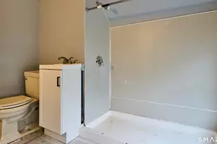 181 Buckingham St, Waterbury, CT 06710 - Photo 34