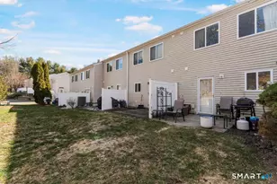 3 MacIntosh Ln, Ansonia, CT 06401 - Photo 32