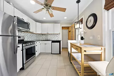 1554 Capitol Avenue, Bridgeport, CT 06604 - Photo 4