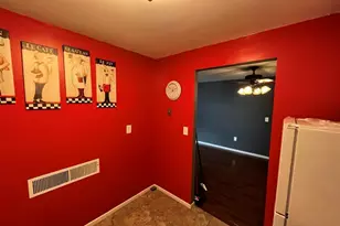 53 Wolcott Hill Rd, Wethersfield, CT 06109 - Photo 14