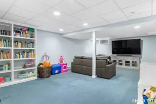 1 W Mary Dr, Simsbury, CT 06070 - Photo 28