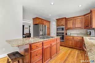 1 W Mary Dr, Simsbury, CT 06070 - Photo 10