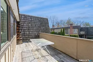 82 Ledgebrook Dr, Norwalk, CT 06854 - Photo 10