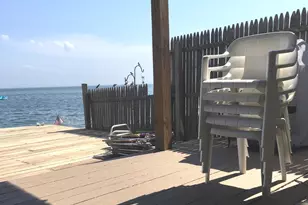 989 Fairfield Beach Rd, Fairfield, CT 06824 - Photo 16