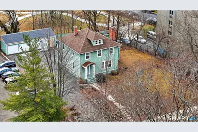 170 Huntington Turnpike, Bridgeport, CT 06610 - Photo 2