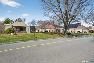 196 Apache Ln, Stratford, CT 06614 - Photo 38