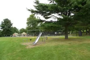 81 Sterling Village, Meriden, CT 06450 - Photo 18