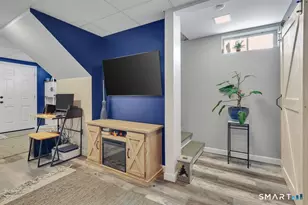 26 Lake Blvd, East Hampton, CT 06424 - Photo 28