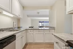 106 Ferry Ct, Stratford, CT 06614 - Photo 14