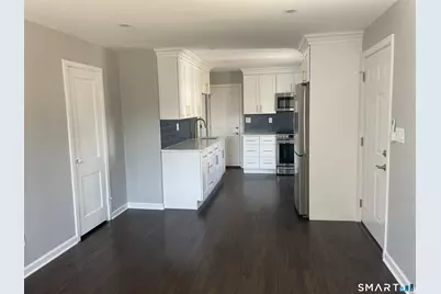 111 Priscilla Circle, Bridgeport, CT 06610 - Photo 4