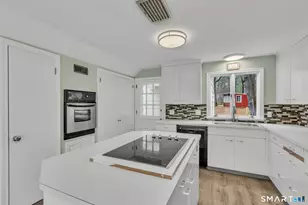 37 Salmon Brook St, Granby, CT 06035 - Photo 6