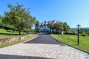 10 Trailing Ridge Rd, Brookfield, CT 06804 - Photo 2