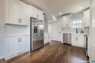 5 Lindsley Pl, Stratford, CT 06614 - Photo 8