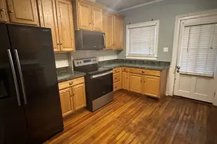 57 Maple St, Thomaston, CT 06787 - Photo 8