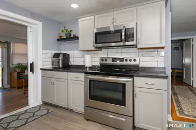 33 Washington Street, Plainville, CT 06062 - Photo 8