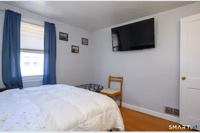 33 Washington Street, Plainville, CT 06062 - Photo 16