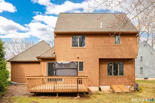 46 MacIntosh Ln, Glastonbury, CT 06033 - Photo 2