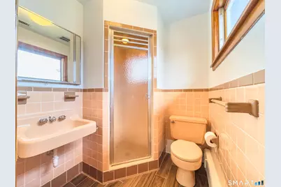 84 Everitt Street, Waterbury, CT 06704 - Photo 16